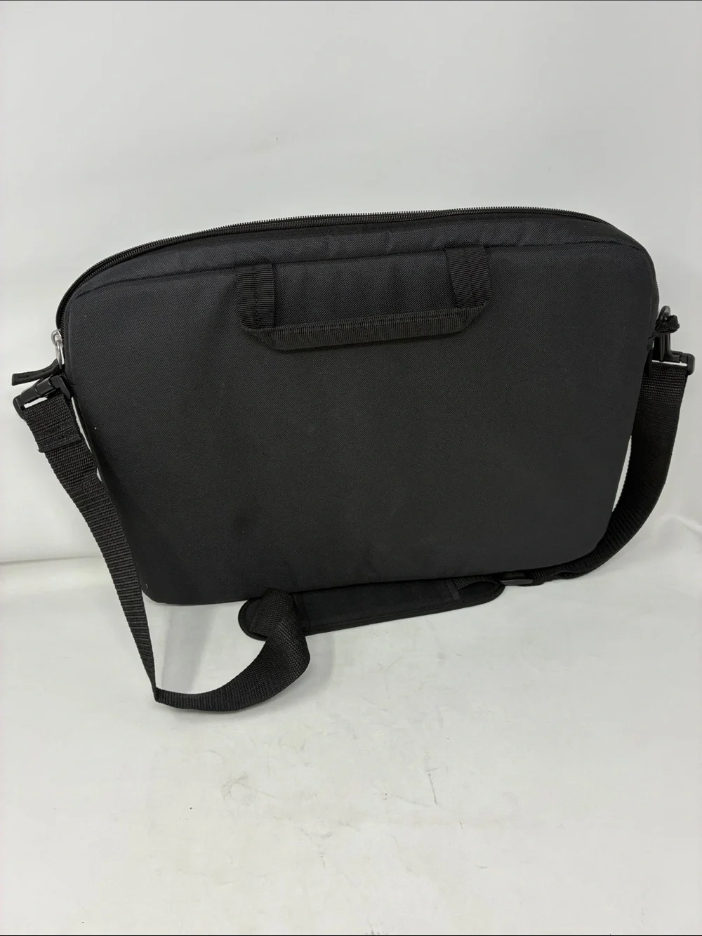 Case Logic black laptop